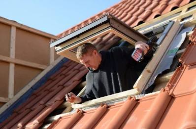 Pose de fenêtres de toit Velux à Saint-Hélen